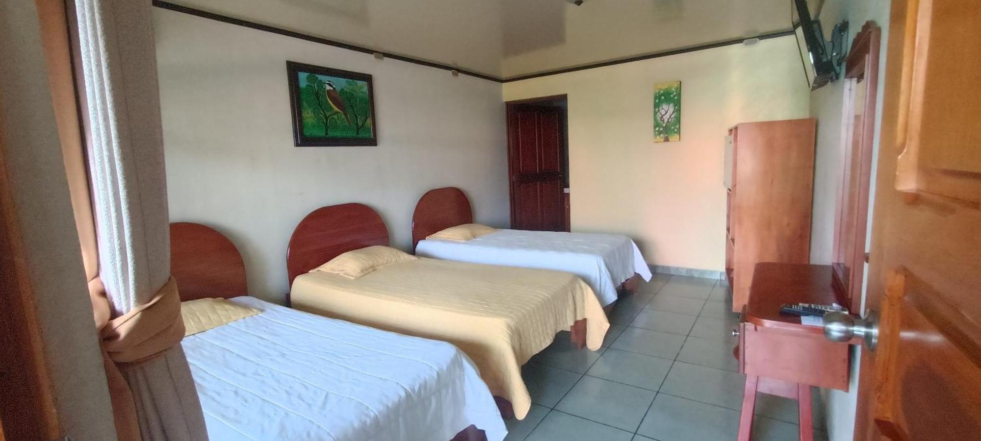 Fas Bnb & Off Site Thermal Resort La Fortuna Bagian luar foto